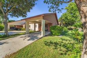 1798 Tamarind Ln, Coconut Creek, FL 33063 Sold 11/02/23