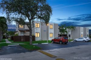 10304 NW 9th Street Cir 201, Miami, FL 33172 Sold 11/30/23