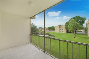 6020 NW 64th Ave 206, Tamarac, FL 33319 Sold 12/21/23