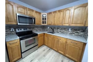 4750 NW 22nd Ct 110, Lauderhill, FL 33313 - MLS#F10402379