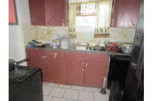 1054 W 26th St, Riviera Beach, FL 33404 Sold 11/15/23