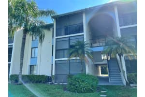 1113 Green Pine Blvd C1, West Palm Beach, FL 33409 Sold 11/10/23