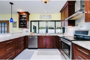 1040 SW 13th Dr, Boca Raton, FL 33486 Sold 11/30/23