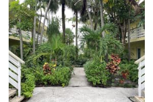 1525 SE 15th St 28, Fort Lauderdale, FL 33316 Sold 12/01/23