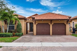 2721 SW 152 CT, Miami, FL 33185 Sold 12/29/23