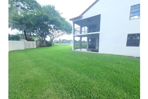 101 Freedom Ct 101, Deerfield Beach, FL 33442 Sold 05/24/24