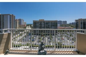 1985 S Ocean Dr 11L, Hallandale Beach, FL 33009 Sold 03/27/24