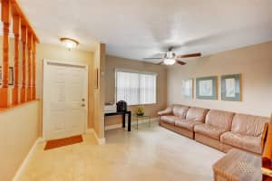 5497 GATE LAKE RD 5497, Tamarac, FL 33319 Sold 11/14/23