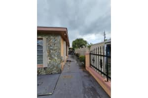 1850 NW 32nd Ave, Lauderhill, FL 33311 Sold 10/31/23