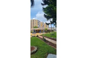 420 NE 12 AVE 301, Hallandale Beach, FL 33009 Sold 12/22/23