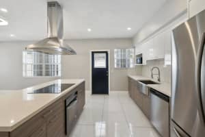 2227 Cody St, Hollywood, FL 33020 Sold 04/30/24