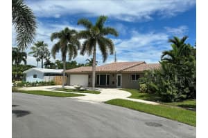 2904 NW 11TH AV, Wilton Manors, FL 33311 Sold 12/15/23