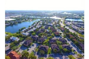 733 NW 104th Ave 201, Pembroke Pines, FL 33026 Sold 12/29/23