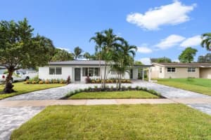615 NW 12th Ter, Boca Raton, FL 33486 Sold 01/16/24