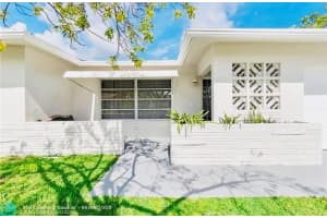 6113 NW 73rd Ter, Tamarac, FL 33321 Sold 11/24/23