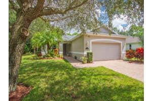 713 SW E Ocracoke Sq, Vero Beach, FL 332968 Sold 12/01/23