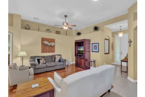 713 SW E Ocracoke Sq, Vero Beach, FL 332968 Sold 12/01/23