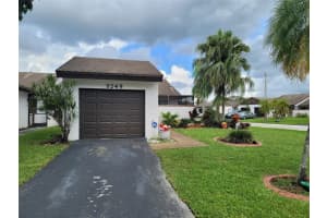 9249 Wedgewood Ln, Tamarac, FL 33321 Sold 11/17/23