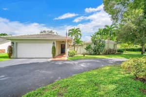 1100 NW 93rd Ter, Plantation, FL 33322 Sold 02/27/24