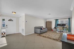 1100 NW 93rd Ter, Plantation, FL 33322 Sold 02/27/24