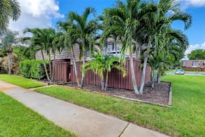 2722 SW 15th St 2722, Deerfield Beach, FL 33442 Sold 11/16/23