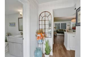 4025 N Federal Hwy 215C, Oakland Park, FL 33308 Sold 11/17/23