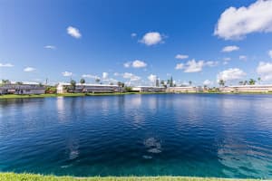 920 SW 10th Ter 18R, Hallandale Beach, FL 33009 Sold 05/15/24