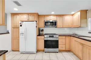 299 N Riverside Dr 807, Pompano Beach, FL 33062 Sold 02/15/24