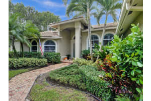 4122 NW 67th Ter, Coral Springs, FL 33067 Sold 11/09/23
