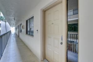 8040 Hampton Blvd 214, North Lauderdale, FL 33068 Sold 04/26/24
