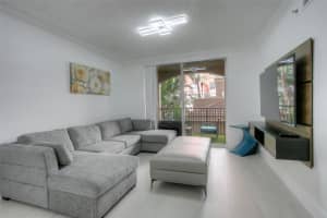 17150 N Bay Rd 2218, Sunny Isles Beach, FL 33160 Sold 01/29/24