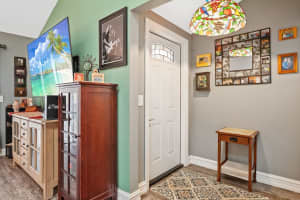 463 SE 11th Ter 463, Dania Beach, FL 33004 Sold 01/23/24