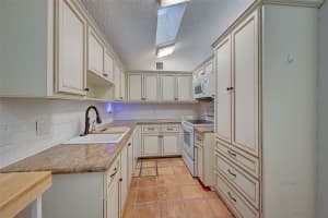 4717 NW 1st Pl, Deerfield Beach, FL 33442 Sold 09/10/24