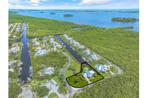 660 23rd Street SE, Vero Beach, FL 32962 Sold 01/31/24