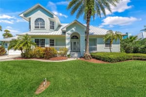 660 23rd Street SE, Vero Beach, FL 32962 Sold 01/31/24