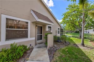 2028 Discovery Cir E, Deerfield Beach, FL 33442 Sold 11/22/23