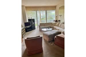 3731 N COUNTRY CLUB DR 127, Aventura, FL 33180 Sold 12/16/24