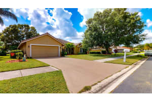 1282 SW Maplewood Drive, Port St Lucie, FL 34986 Sold 01/10/24
