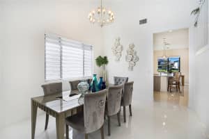 10590 S Lago Vista Cir, Parkland, FL 33076 Sold 12/28/23