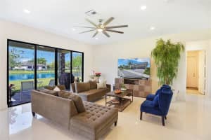 10590 S Lago Vista Cir, Parkland, FL 33076 Sold 12/28/23