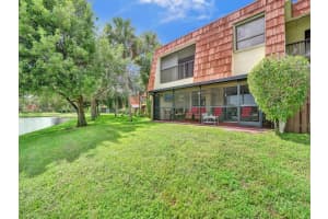 1691 S Coral Ter 1691, North Lauderdale, FL 33068 Sold 12/08/23