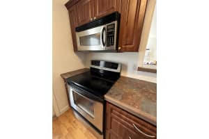 1725 JAMES AV 28, Miami Beach, FL 33139 Sold 12/20/23