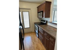 1725 JAMES AV 28, Miami Beach, FL 33139 Sold 12/20/23