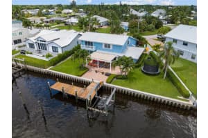 24 SW Riverway Blvd, Palm City, FL 34990 Sold 05/23/24