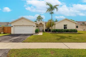9510 NW 52nd Ct, Lauderhill, FL 33351 Sold 11/09/23