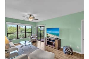 6165 S Mirror Lake Drive 205, Sebastian, FL 32958 Sold 01/04/24