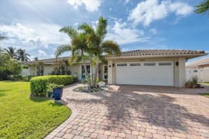 2900 NE 40th St, Lighthouse Point, FL 33064 Sold 11/28/23