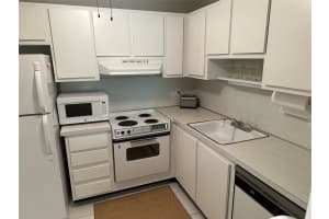 255 S Cypress Rd 343, Pompano Beach, FL 33060 Sold 11/30/23