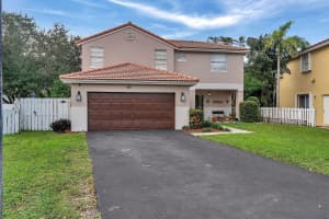 12483 NW 10th Pl, Sunrise, FL 33323 Sold 03/26/24