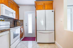 2731 NE 14th Street Cswy 325, Pompano Beach, FL 33062 Sold 03/13/24